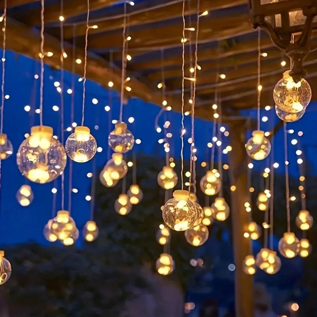 Imagen de escena de luz de cortina de hadas LED de globo