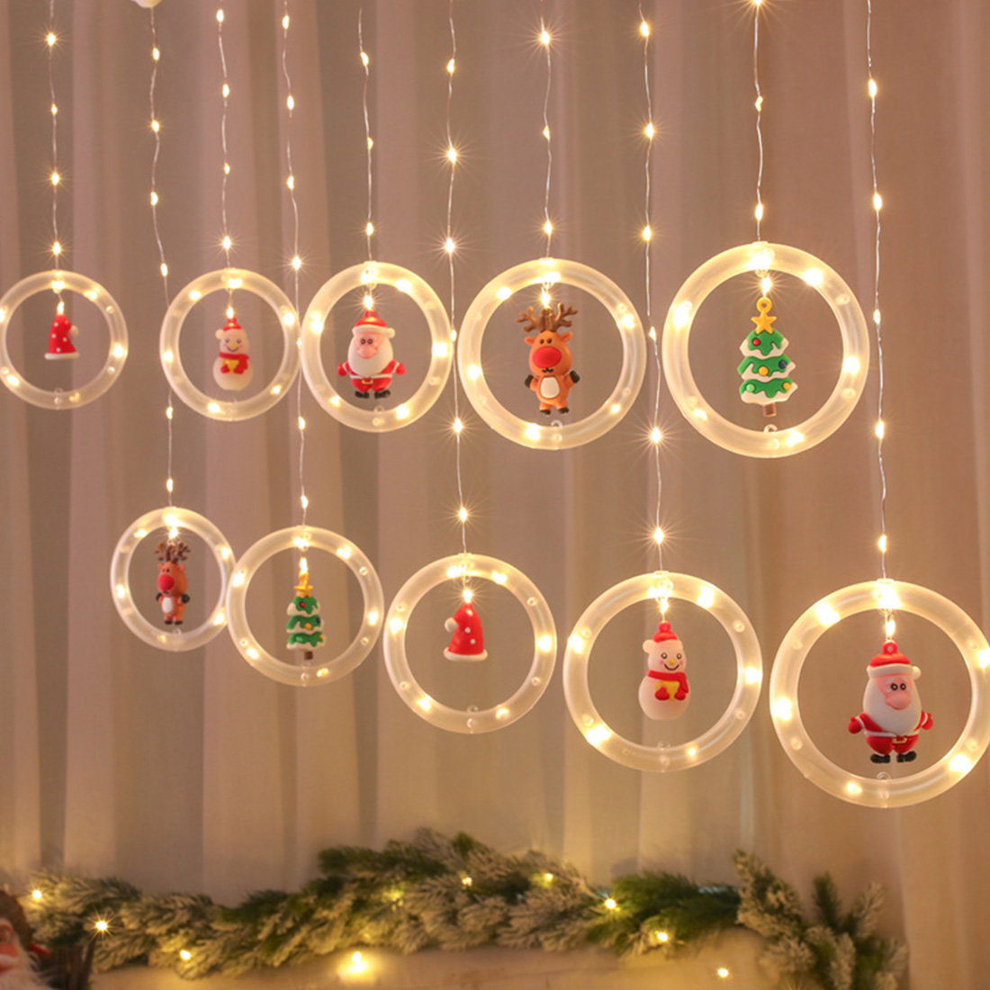 Imagen de escena de luz de anillo de decoración colgante de ventana de Navidad 