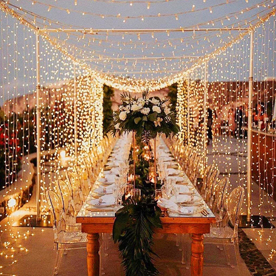 Imagen de escena de luces de cadena centelleantes de decoración de boda